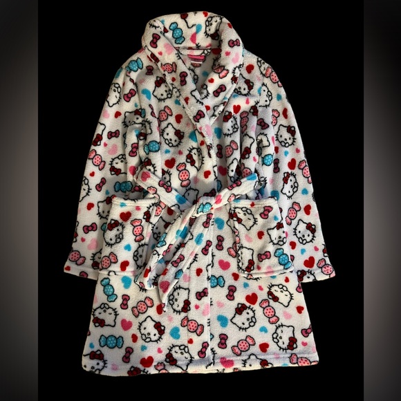 ✨SOLD- Hello Kitty Plush Robe Size Medium - Picture 6 of 9